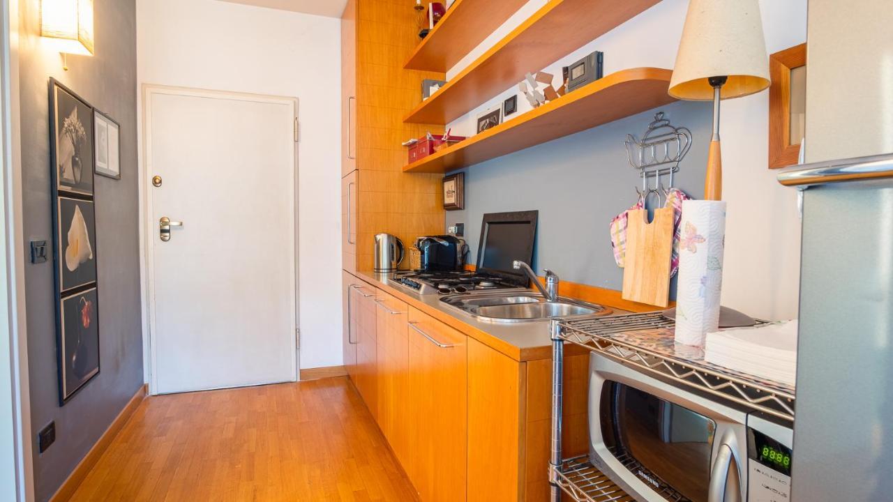 The Zodiac Apartment - Italian Homing Сирмионе Экстерьер фото